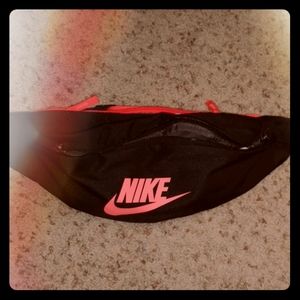 Nike fanny pack